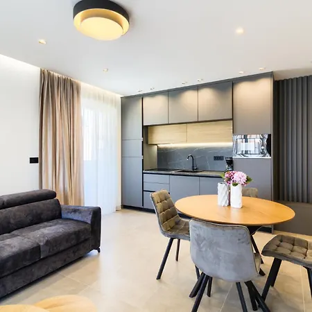 A'more Bijeca - App B2 - Mpolo